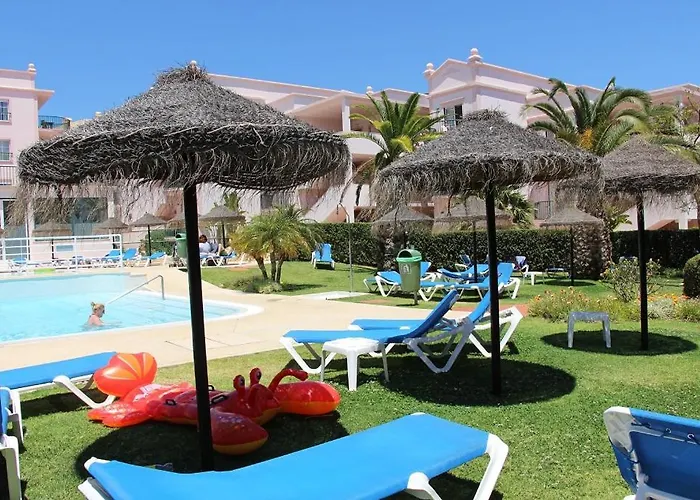 Casas-st 215, 3 Bedrooms,wi Fi, Air Con,shared Pool Praia Da Luz