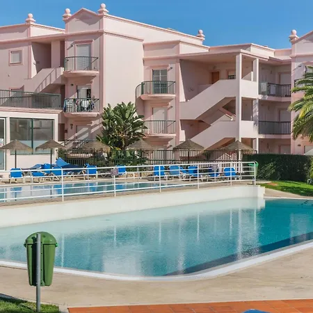 Casas-st 215, 3 Bedrooms,wi Fi, Air Con,shared Pool Praia Da Luz