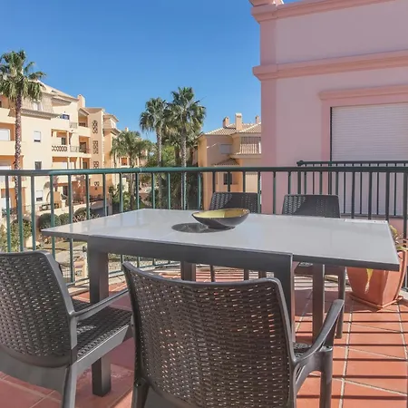 Casas-st 215, 3 Bedrooms,wi Fi, Air Con,shared Pool Apartment